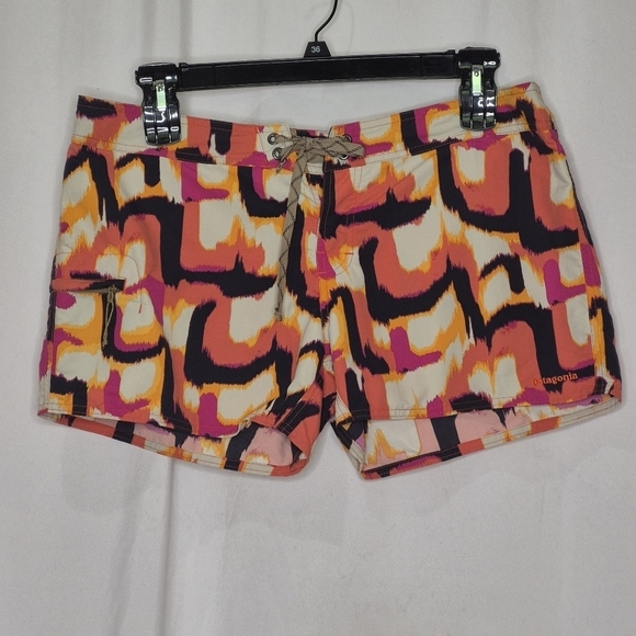 Patagonia Pants - Patagonia Wavefarer Board Shorts - Size 14